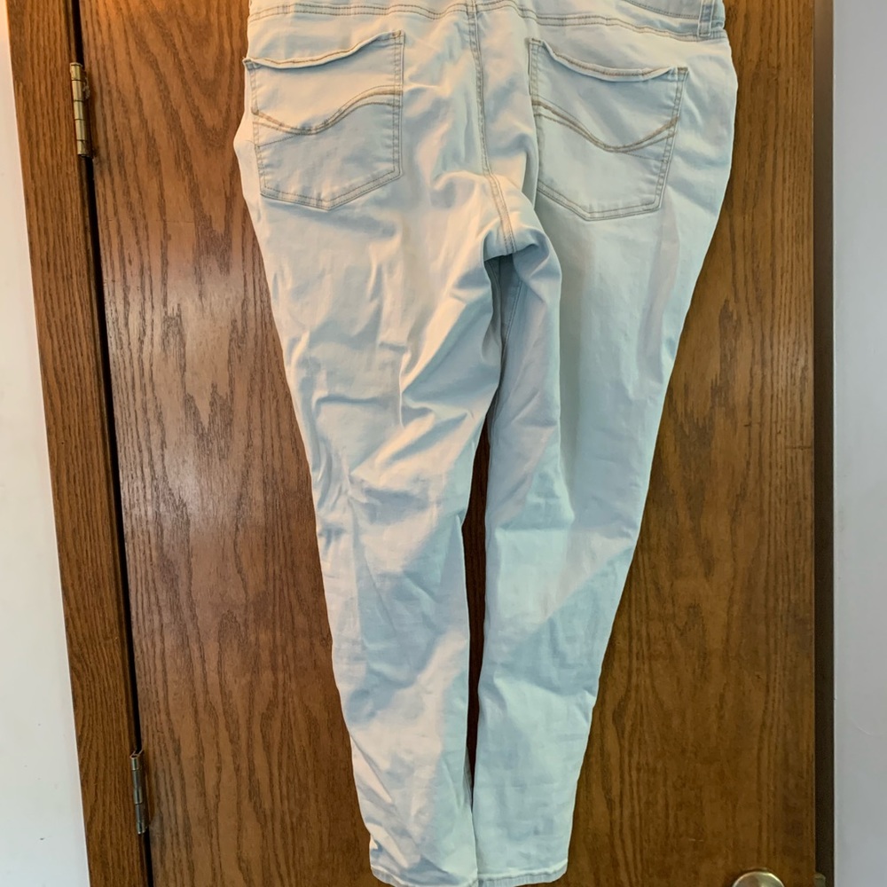 Super light blue jeggings.